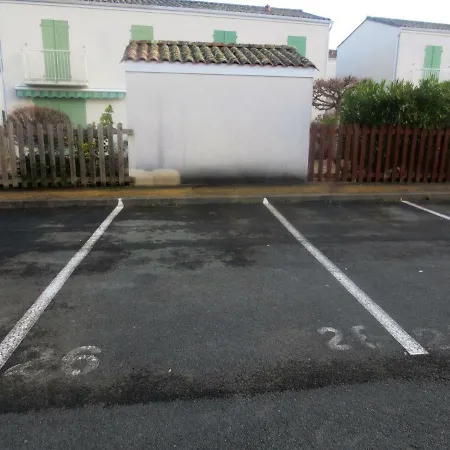 Jardin Claire Дом отдыха *